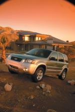 Ford Escape Hybrid 2004 года